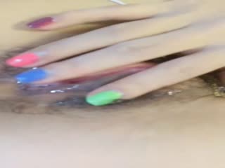 颜值不错苗条眼镜美女性感黑丝诱惑逼逼毛毛浓密跳蛋自慰高潮喷水很是诱惑喜欢不要错过